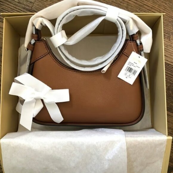 Michael Kors Wilma Small Shoulder Leather Crossbody Bag NWT - Picture 5 of 7